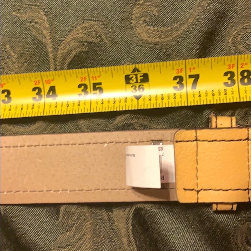 Relic Belt with tags yellow in color size Large - Picture 7 of 8